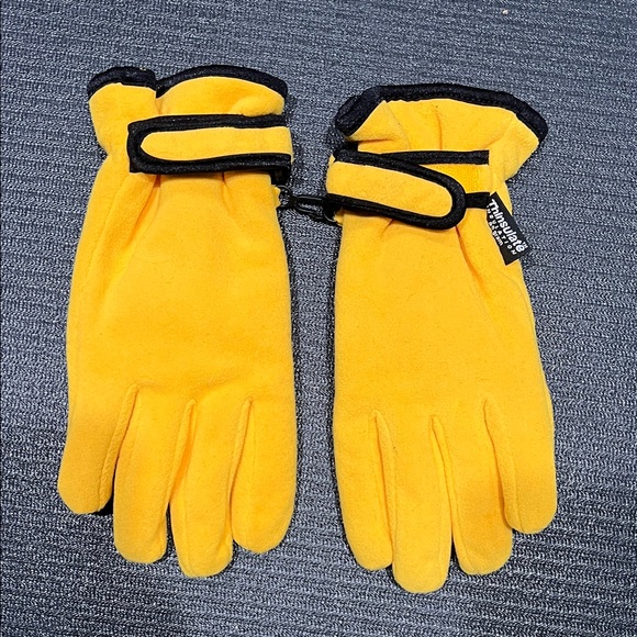Accessories - Thinsulate Gloves
